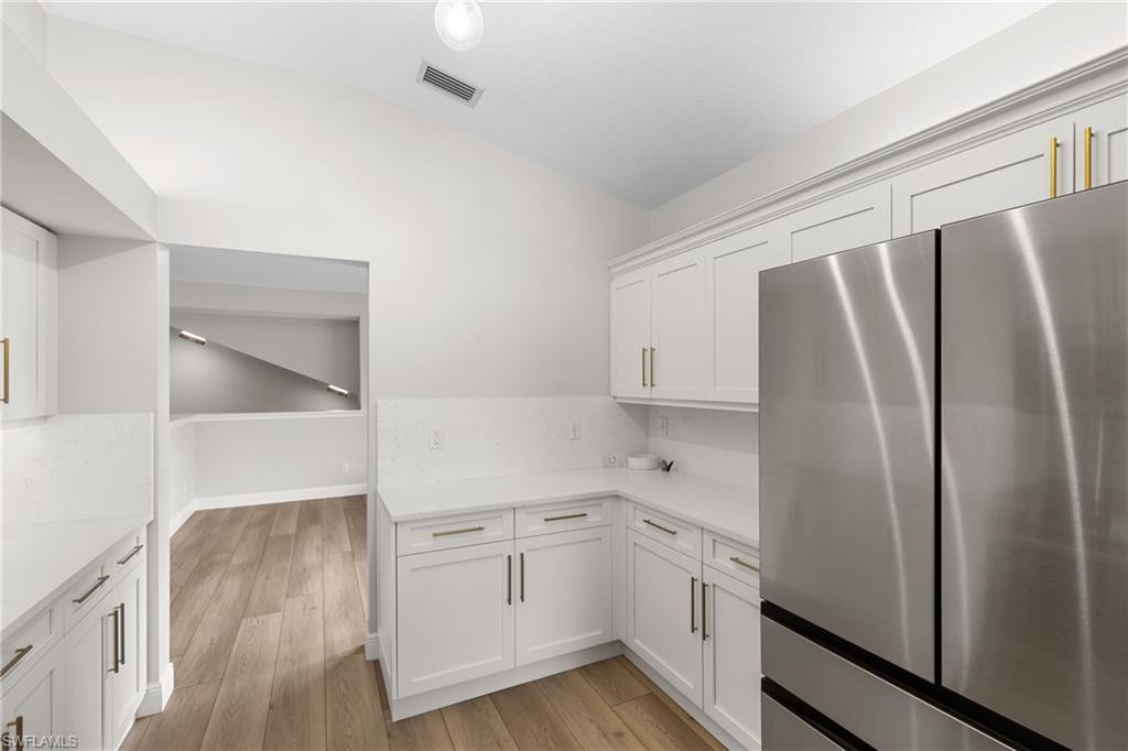 6847 Lantana Bridge Rd # 201 Property Photo 5