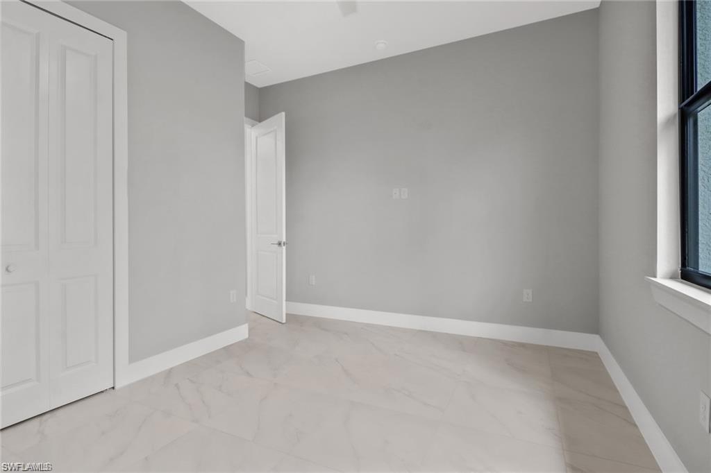 5653 Everglades Blvd N Property Photo 11