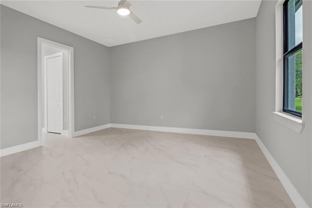 5653 Everglades Blvd N Property Photo 12