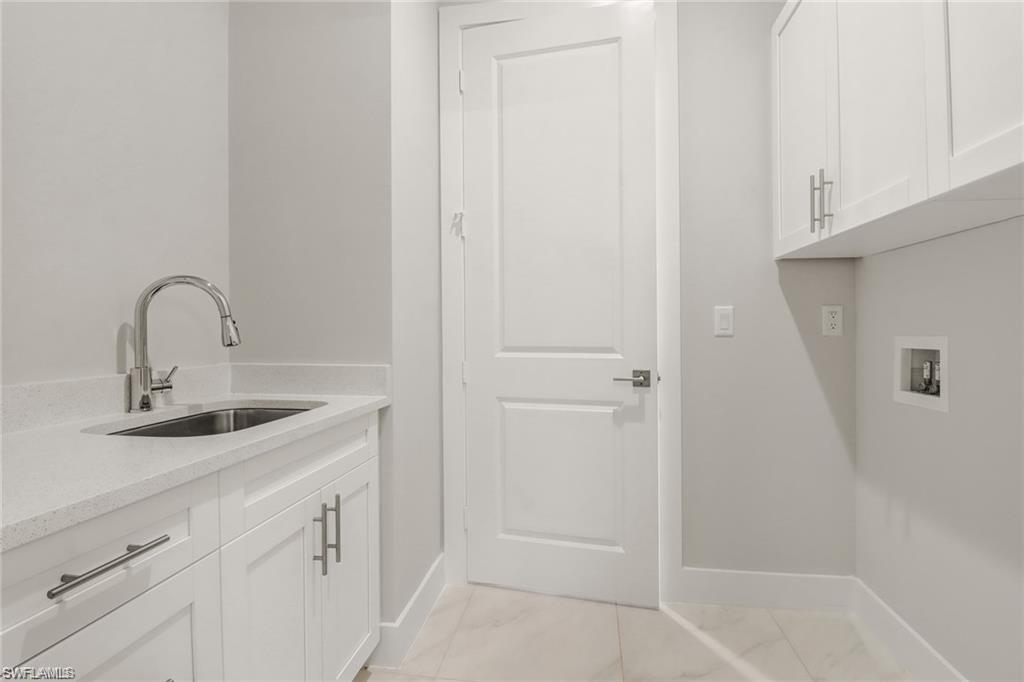5653 Everglades Blvd N Property Photo 14