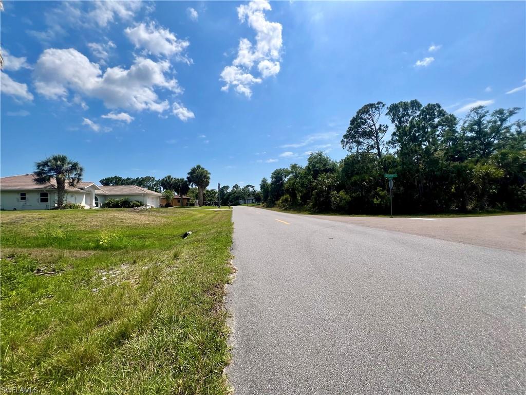 1260 Eppinger Dr Property Photo 2