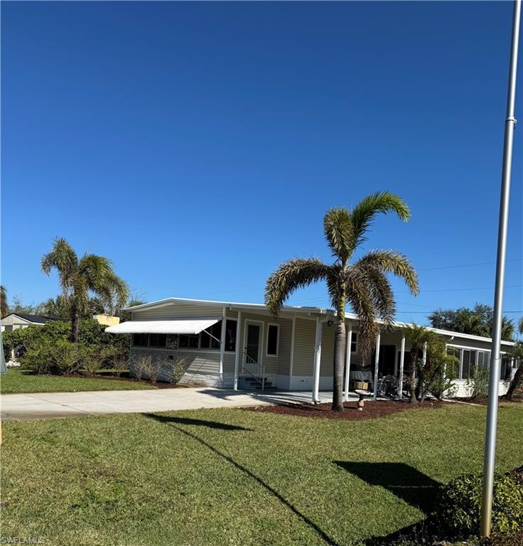 27487 Bourbonniere Dr Property Photo