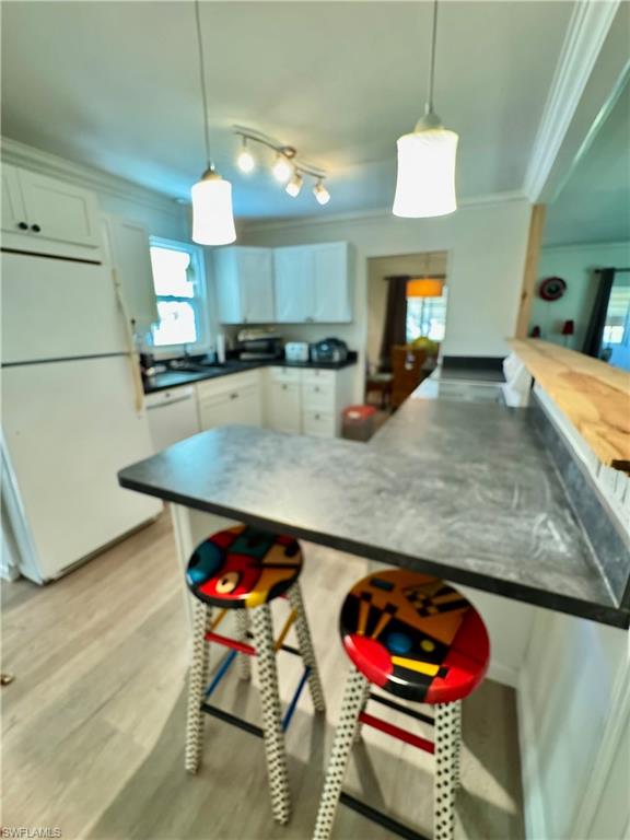27487 Bourbonniere Dr Property Photo 8