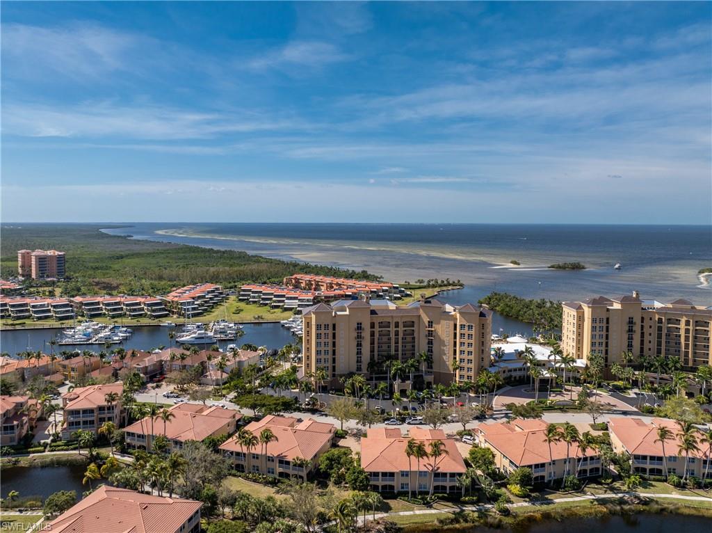 3313 Sunset Key CIR # 102 Property Photo 1