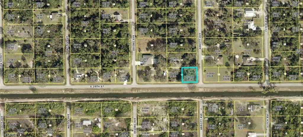 4307 20th St E Property Photo 3