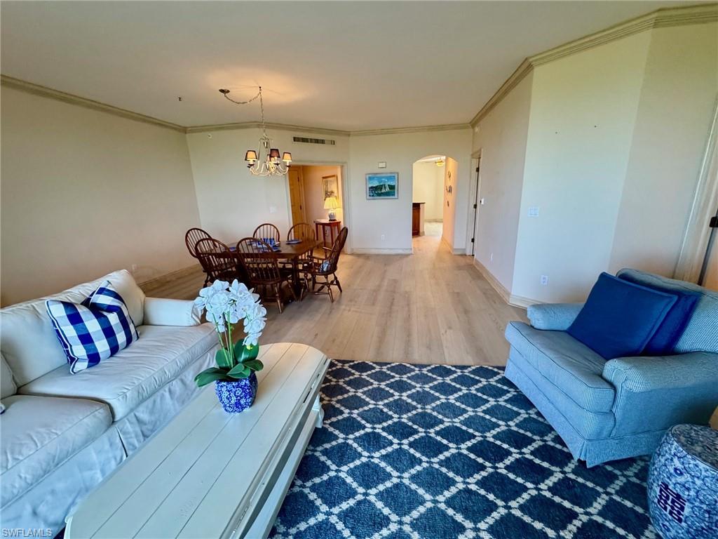 1001 Arbor Lake Dr # 1105 Property Photo 2