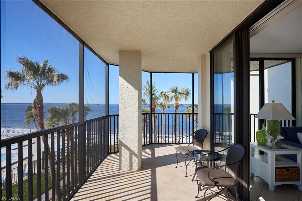 17080 Harbour Point Dr 211 Property Photo 3