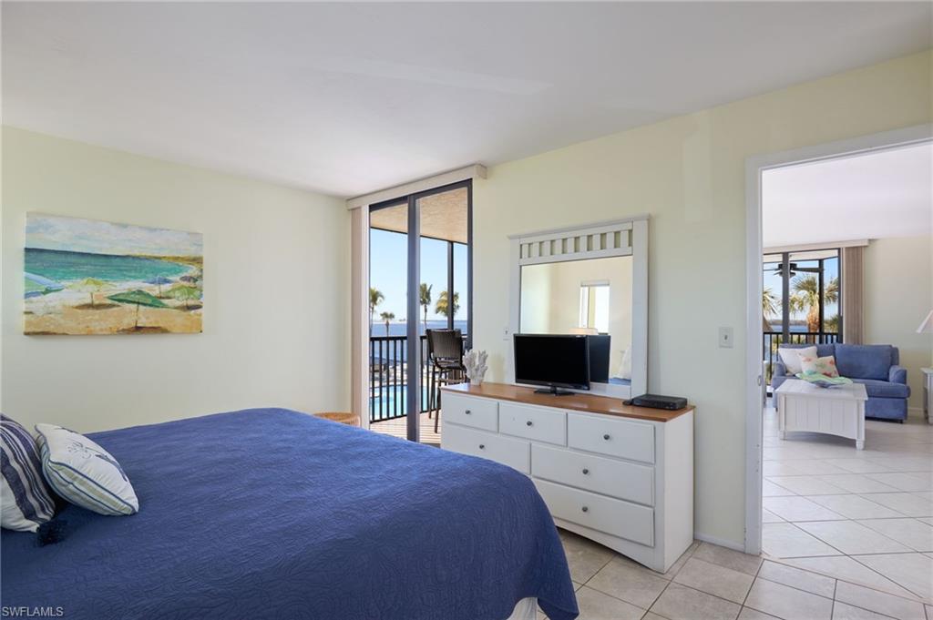 17080 Harbour Point Dr 211 Property Photo 11