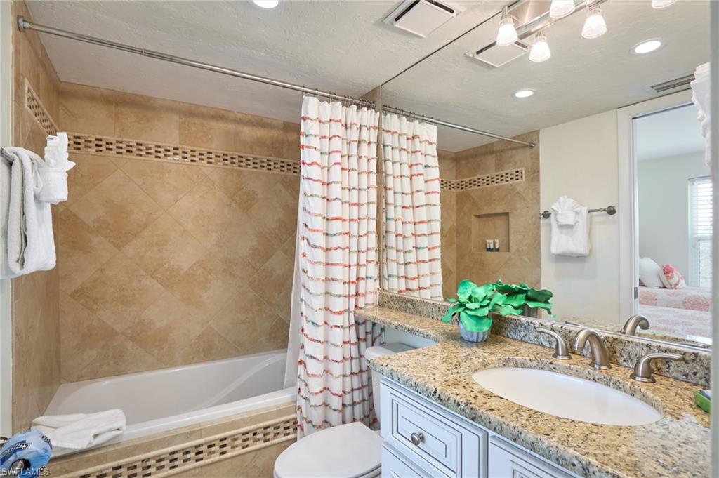17080 Harbour Point Dr 211 Property Photo 16