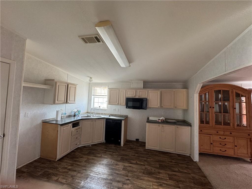 2380 Frangipani Ave Property Photo 11