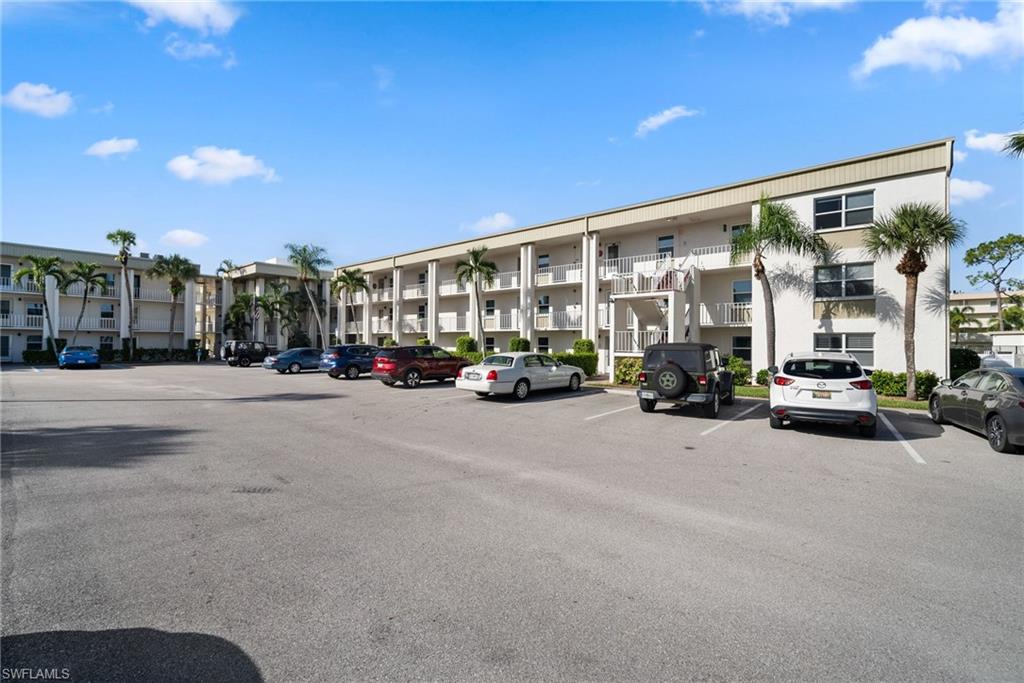 1624 Pine Valley Dr # 103 Property Photo 2