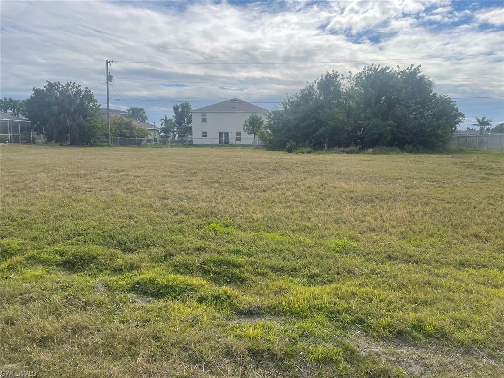 1816 Sw 36th Ter Property Photo 3