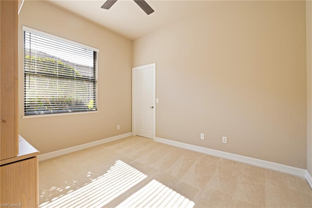 9284 Trieste Dr Property Photo 22