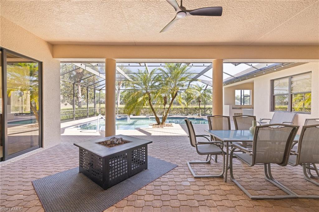 9284 Trieste Dr Property Photo 36