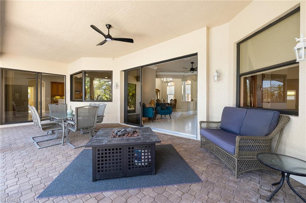 9284 Trieste Dr Property Photo 37