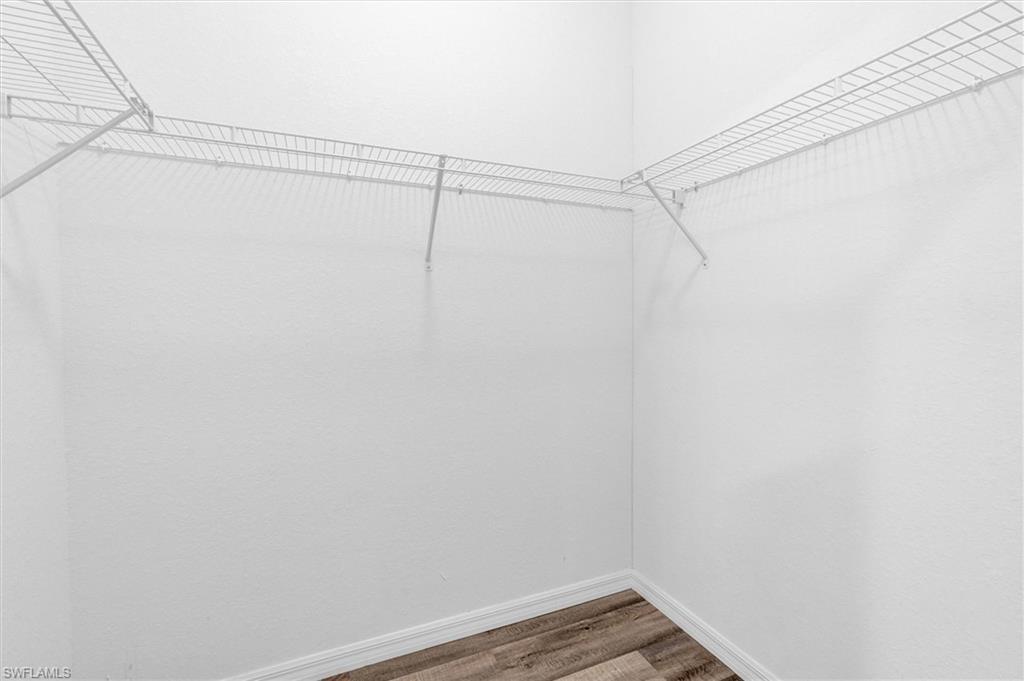 422 Ne 20th Ter Property Photo 19
