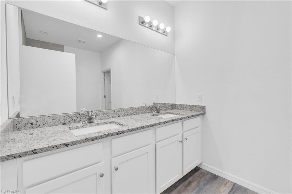 422 Ne 20th Ter Property Photo 20