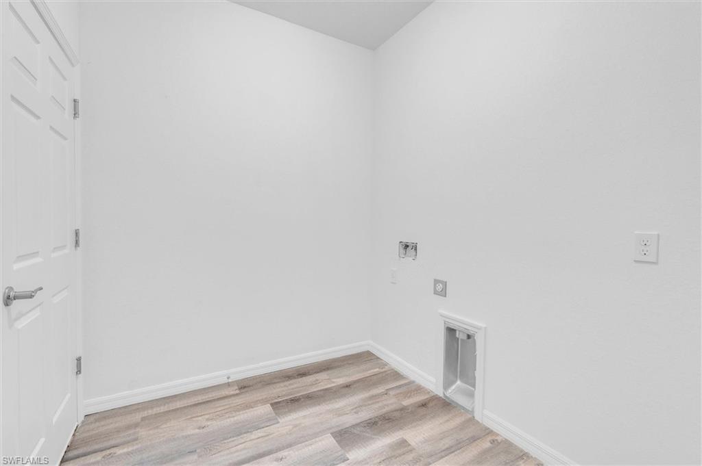 422 Ne 20th Ter Property Photo 22