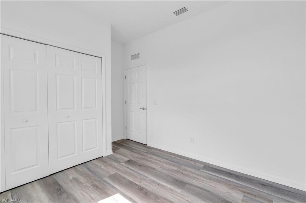 422 Ne 20th Ter Property Photo 24