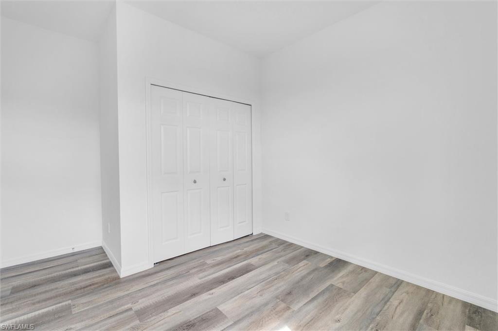 422 Ne 20th Ter Property Photo 28