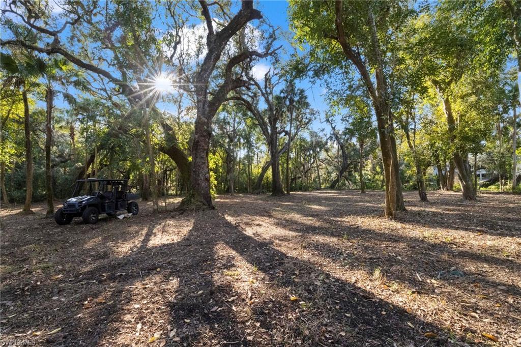 14330 Cemetery Rd Property Photo 4