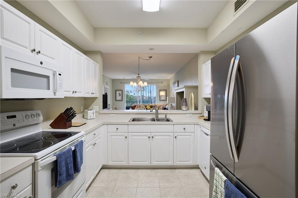 4000 Loblolly Bay Dr # 304 Property Photo 10