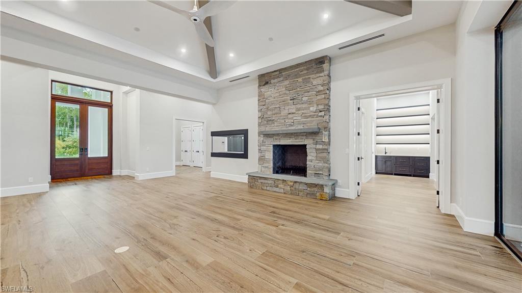 5990 English Oaks Ln Property Photo 10