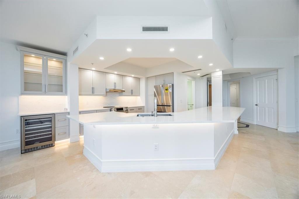 1060 Borghese Ln # 2004 Property Photo 6