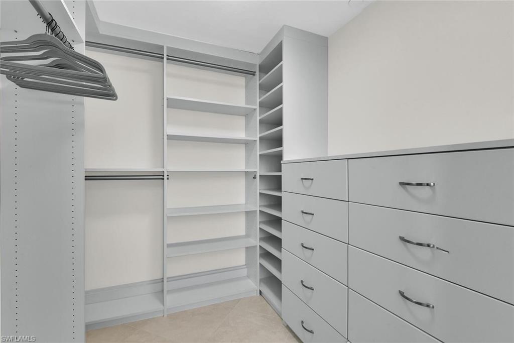 7515 Pelican Bay Blvd # 17d Property Photo 27