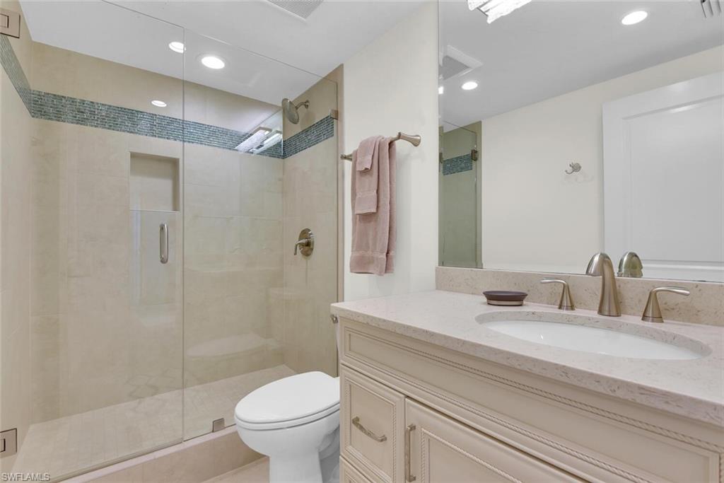 7515 Pelican Bay Blvd # 17d Property Photo 28