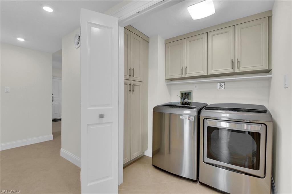 7515 Pelican Bay Blvd # 17d Property Photo 32