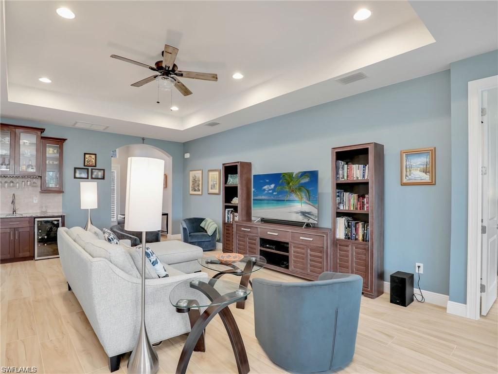 8717 Banyan Bay Blvd Property Photo 18