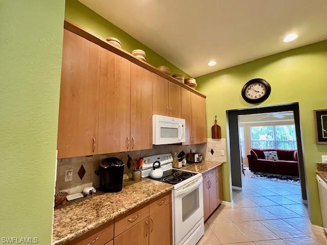 3893 Cape Cole Blvd Property Photo 20
