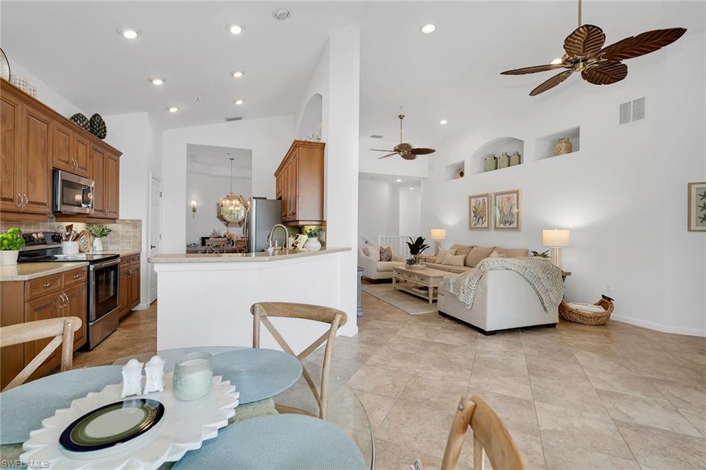 6686 Alden Woods Cir # 202 Property Photo 16