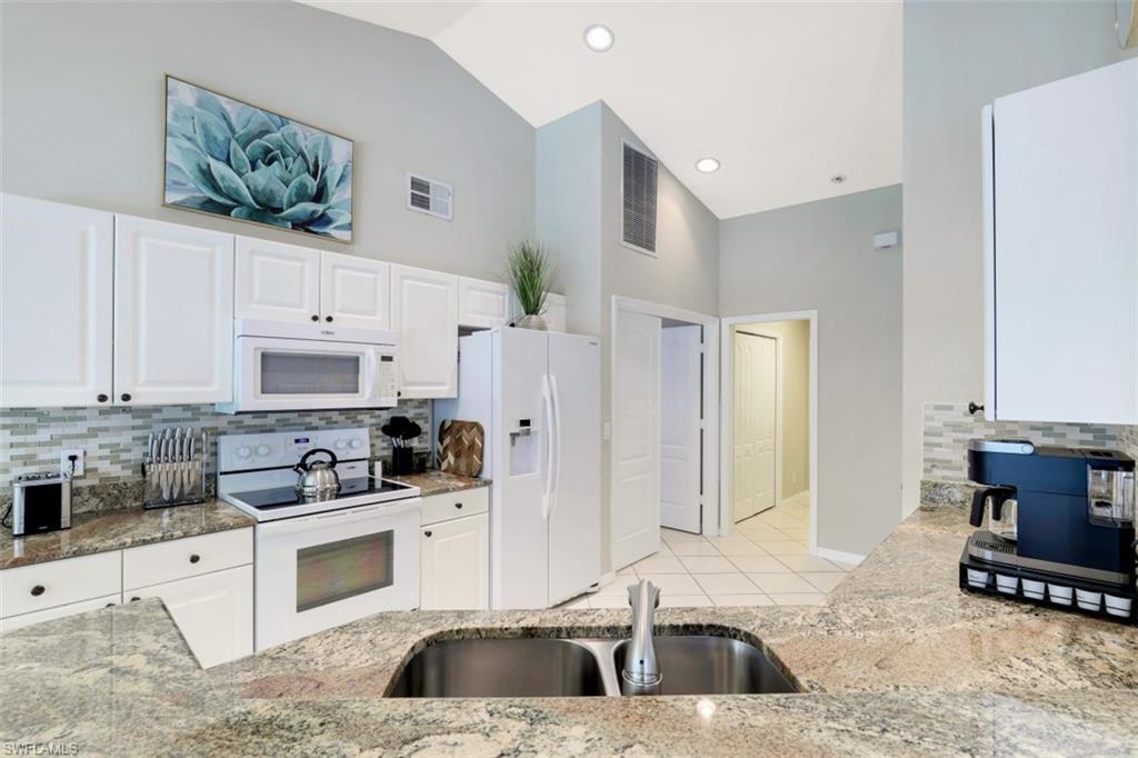 2023 Terrazzo Ln Property Photo 15