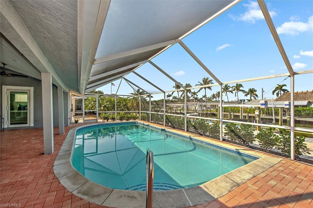 16 Palmview Blvd Property Photo 2