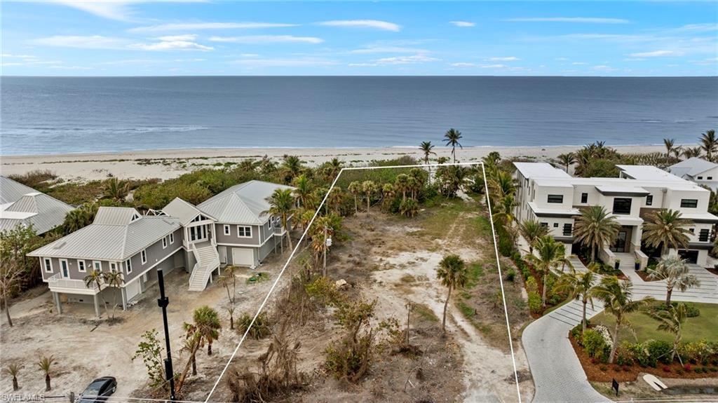 16970 Captiva Dr Property Photo 3