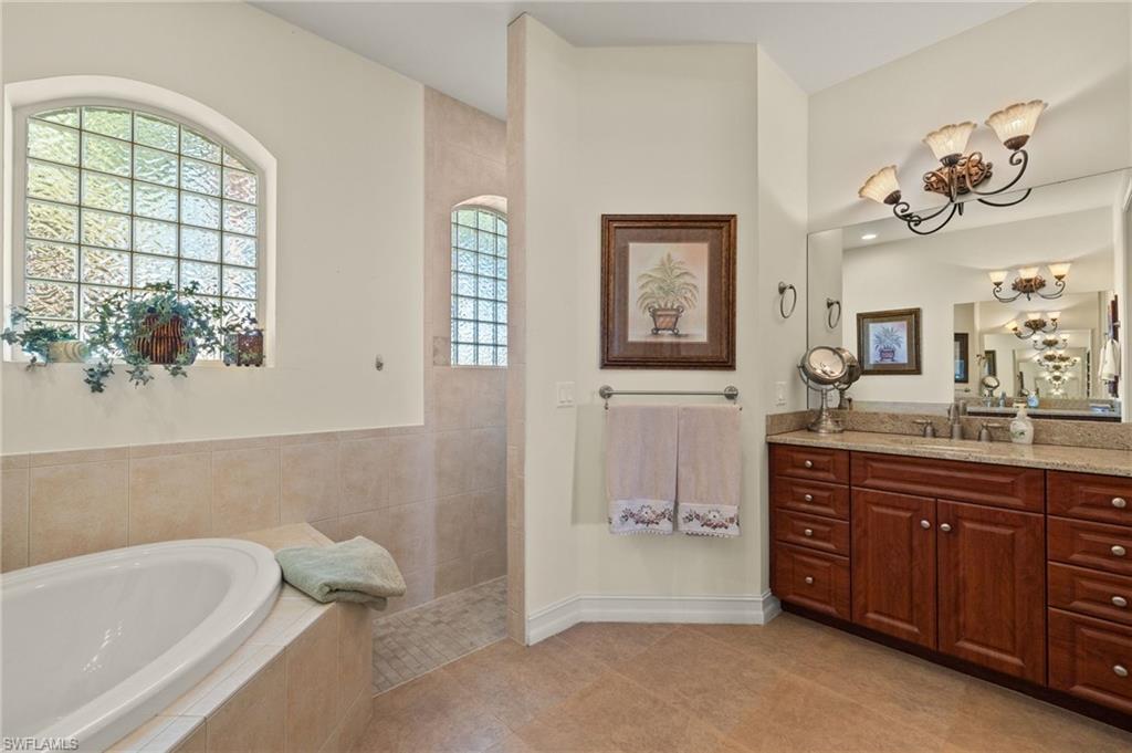 2806 Sw 51st St Property Photo 27