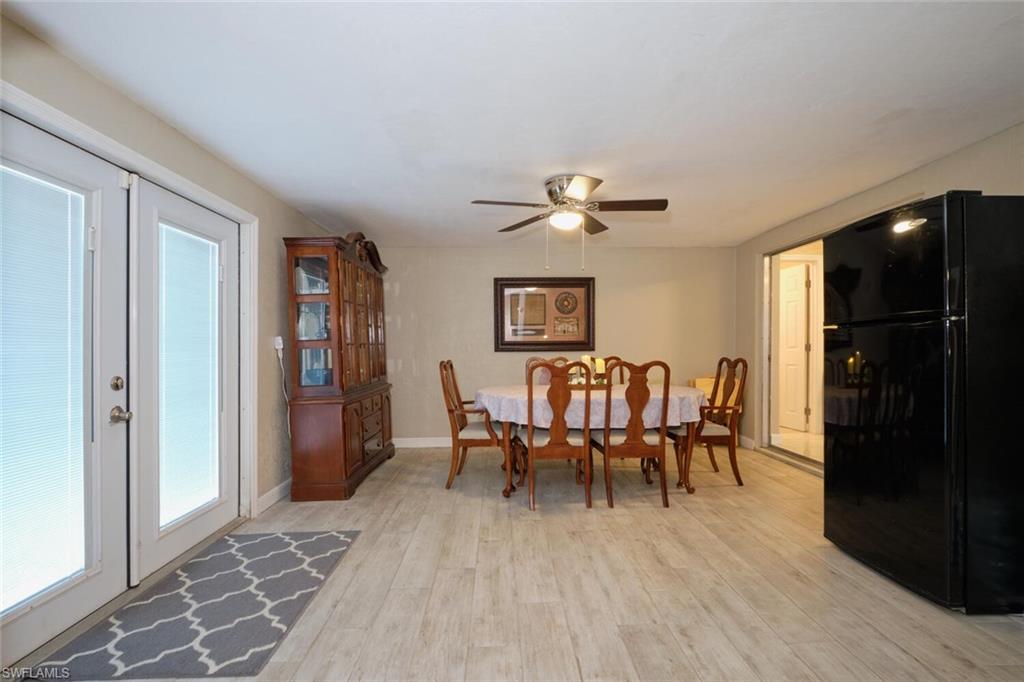 2126 W Tobago Cir Property Photo 16