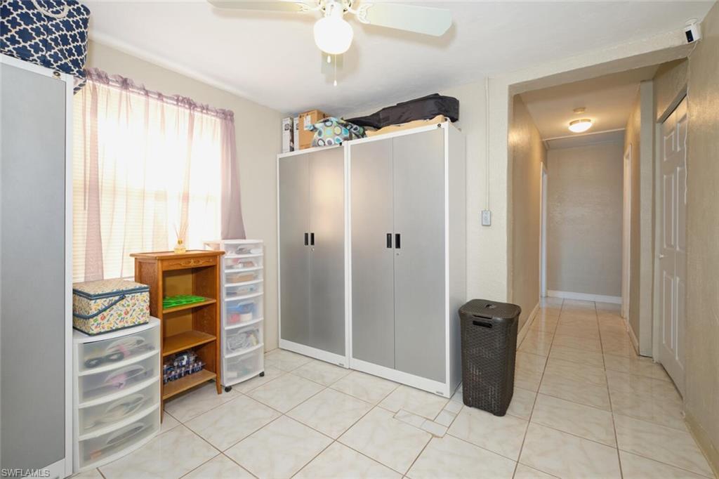 2126 W Tobago Cir Property Photo 19