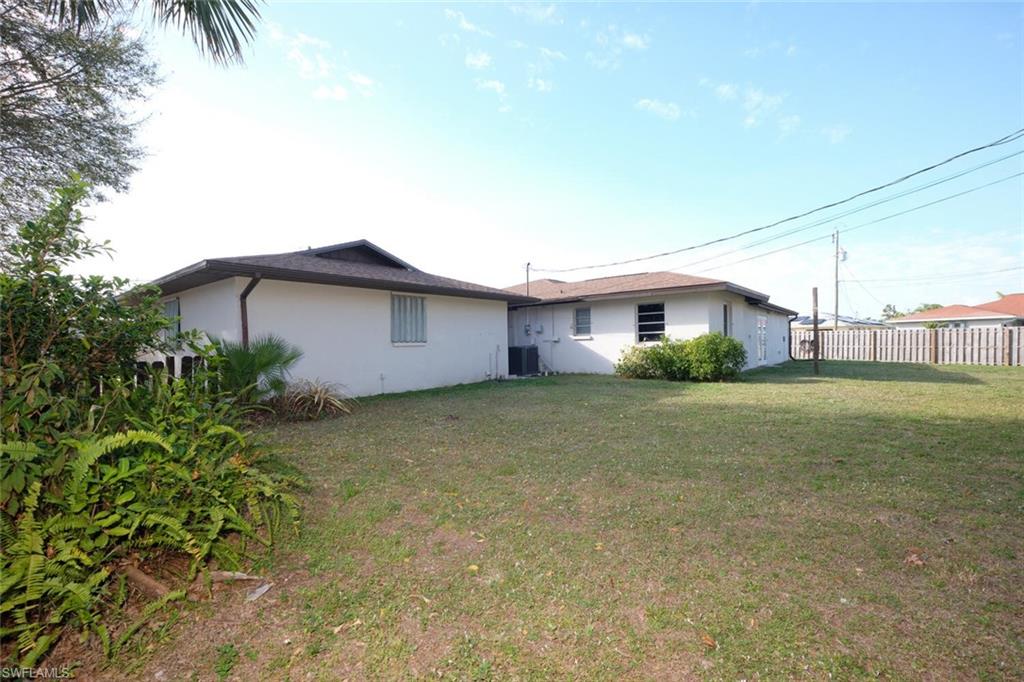 2126 W Tobago Cir Property Photo 22