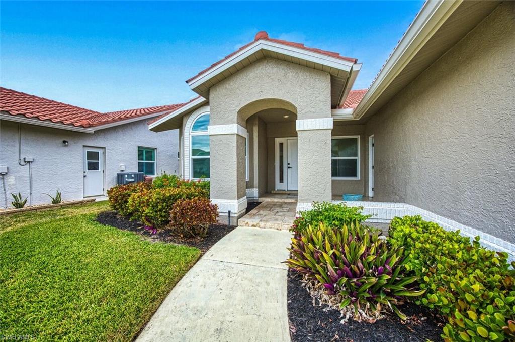 12370 Kelly Sands Way Property Photo 3