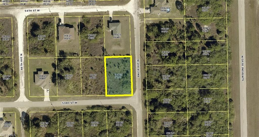 2506 53rd St W Property Photo 3