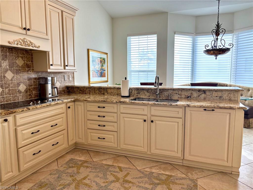 155 Colonade Cir # 1003 Property Photo 18