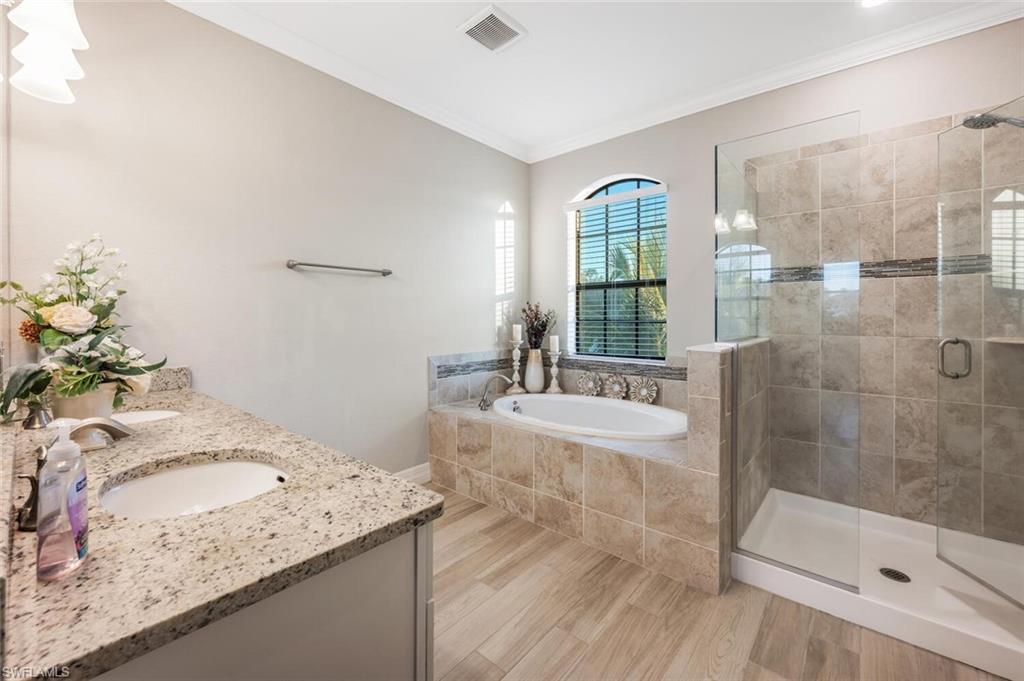 2115 Antigua Ln Property Photo 24