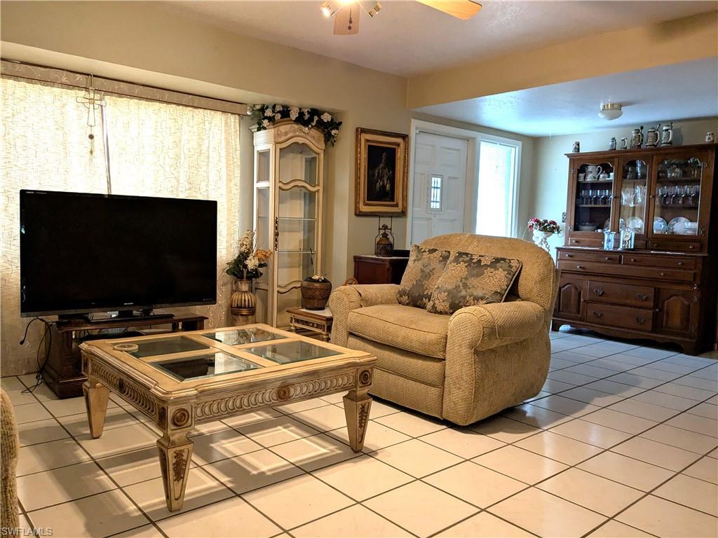 6759 Winkler Rd Property Photo 8