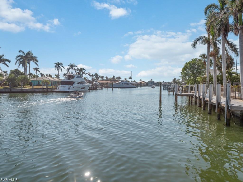 1285 Martinique Ct Property Photo 41