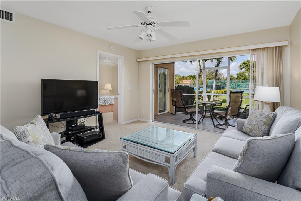1850 W Crown Pointe Blvd # A103 Property Photo 2