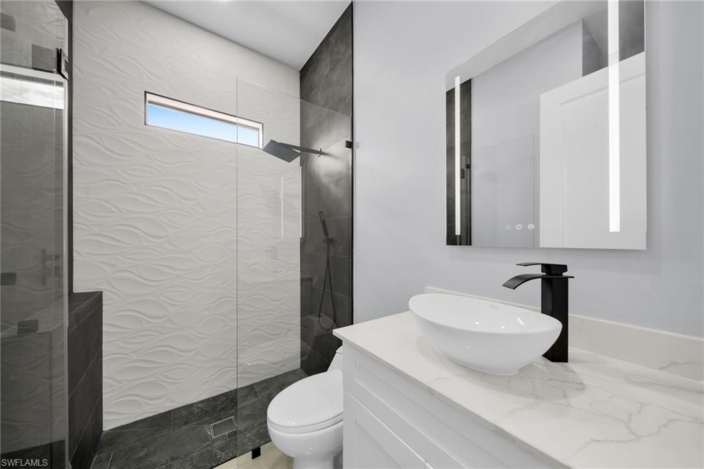 423 Nw 6th Ter Property Photo 16