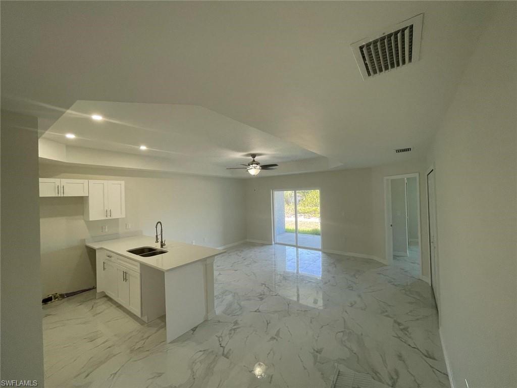 4609/4611 Leonard Blvd S Property Photo 8